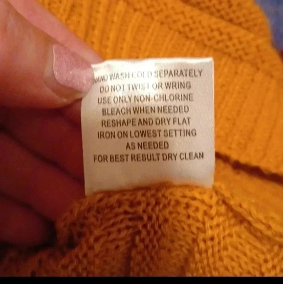 💙🌹mustard color sweater - Picture 8 of 13